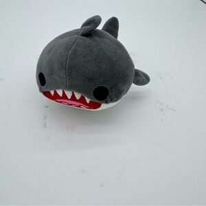 Toy Factory Plush Shark  7"
